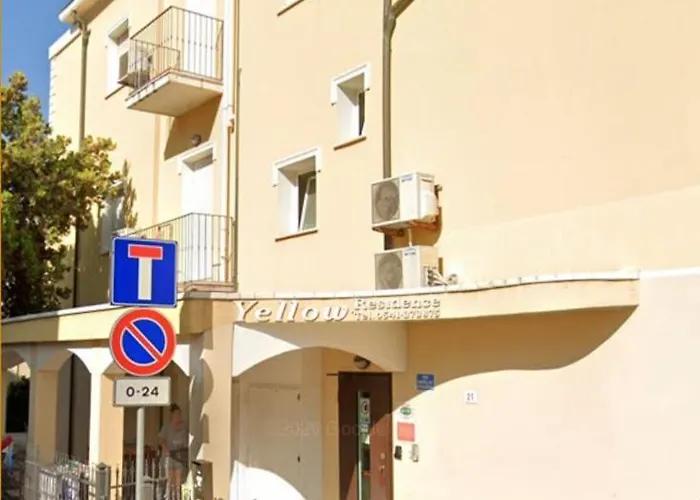 Lejlighedshotel Yellow 3*