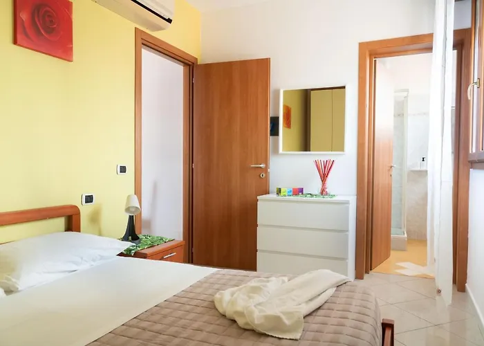 Yellow Lejlighedshotel