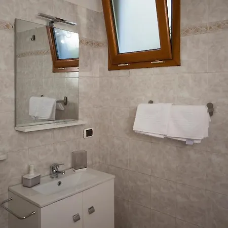 Yellow Apartmanhotel