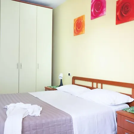 Yellow Hotel apartamentowy Rimini
