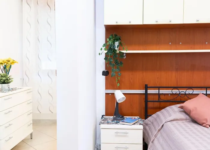 Yellow מלון דירות 3*