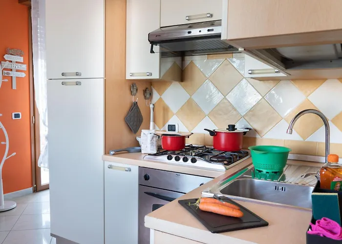 Yellow מלון דירות רימיני