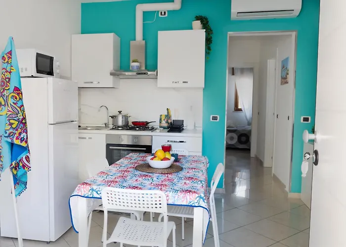 Yellow 3* רימיני