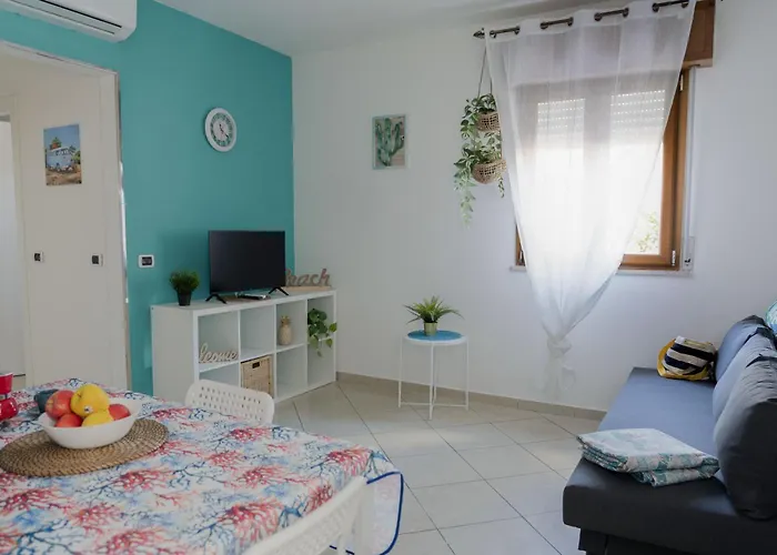 Yellow 3* רימיני